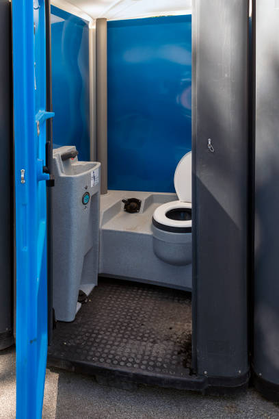 Best Portable bathroom rental  in Cliffside Park, NJ